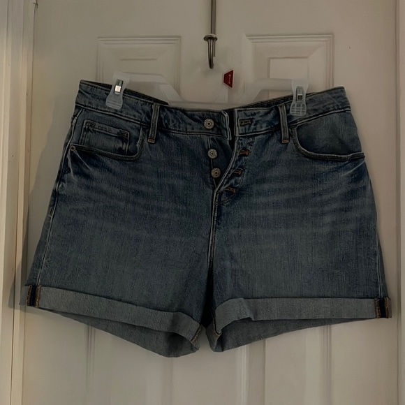 Old navy denim shorts - Picture 1 of 4